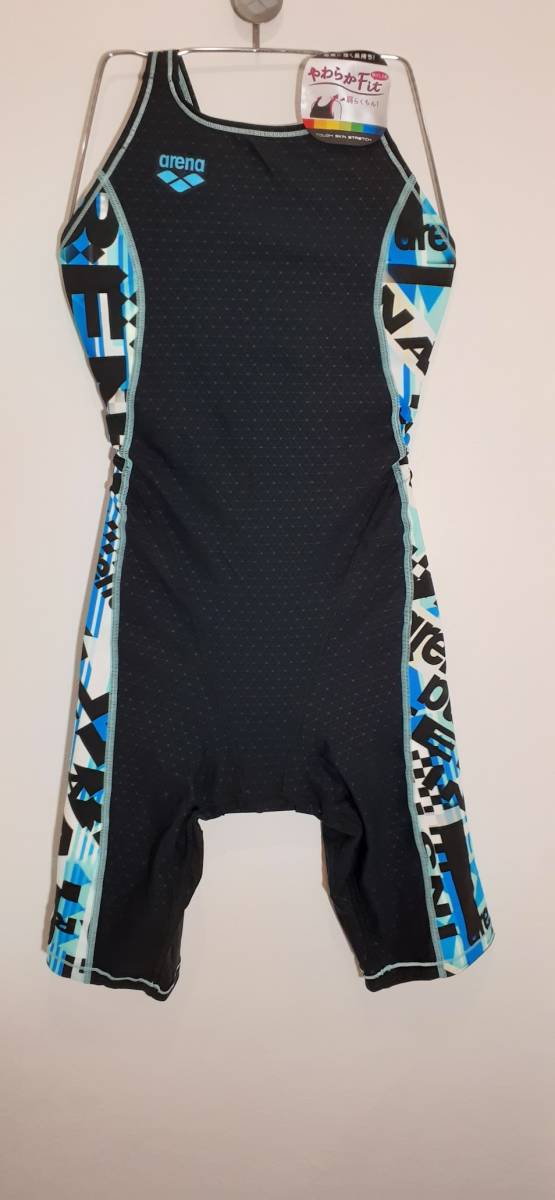 アリーナ 競泳水着 タフハーフスパッツ SAR-8131W タフスキンストレッチ ポリエステル100% Oサイズ 未使用品