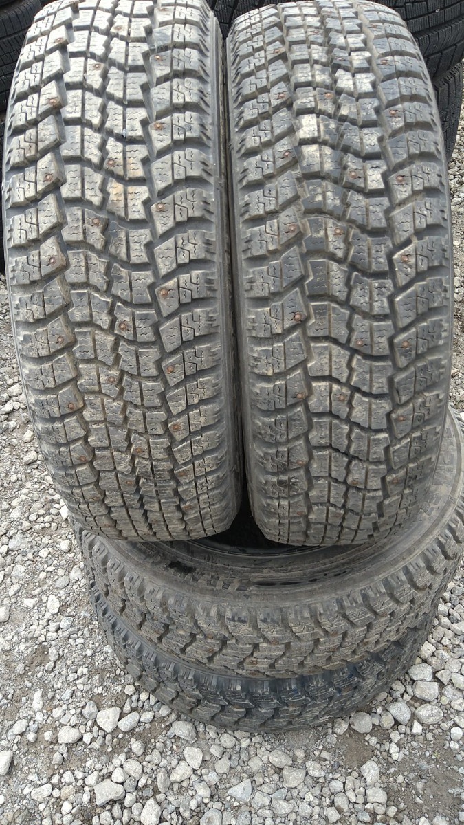 No4 中古タイヤ 205／60R15 ファルケン ZARAMEC ESPIA E7　4本 送料込み スパイク 205&frasl;60R15 サマータイヤ アコード タイヤ単品 YOKOHAMA 2016年製
