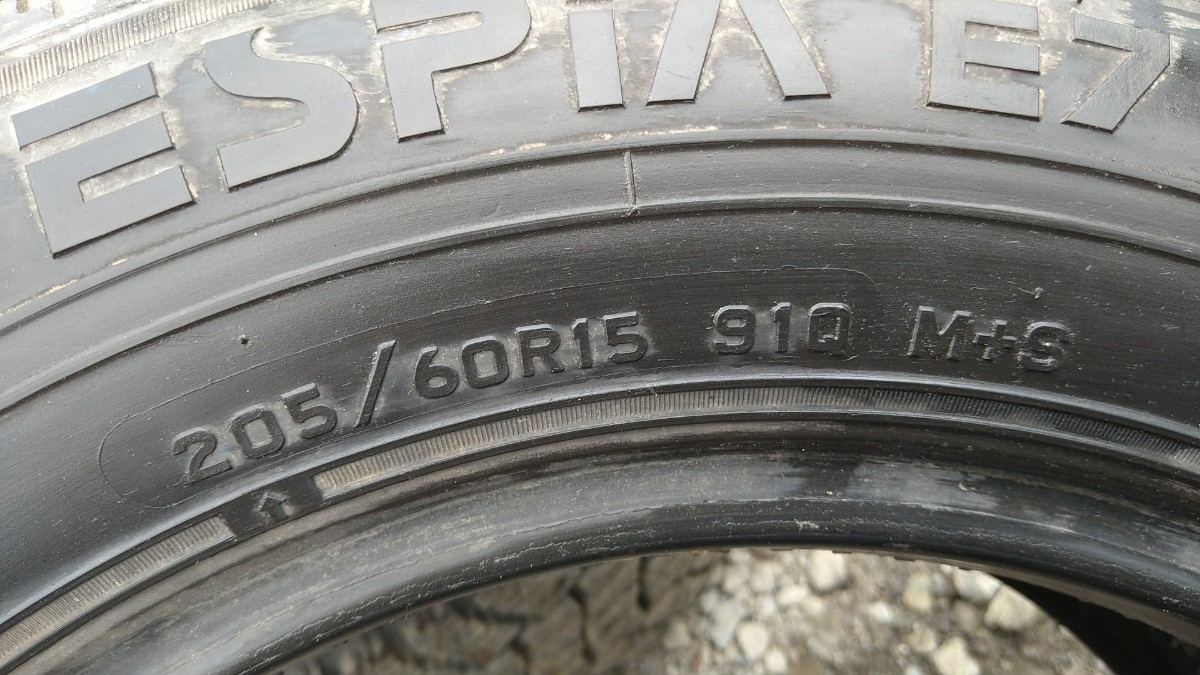 No4 中古タイヤ 205／60R15 ファルケン ZARAMEC ESPIA E7　4本 送料込み スパイク 205&frasl;60R15 サマータイヤ アコード タイヤ単品 YOKOHAMA 2016年製