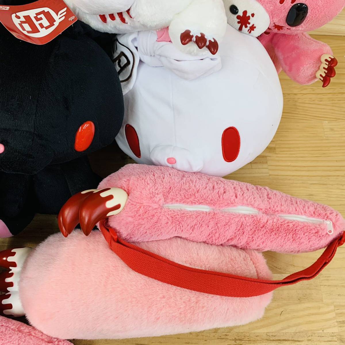 チャックスGP 汎用うさぎ ピンク 悪魔型うさぎマスコット チャックスGP 汎用うさぎ ピンク 悪魔型うさぎマスコット キーホルダー