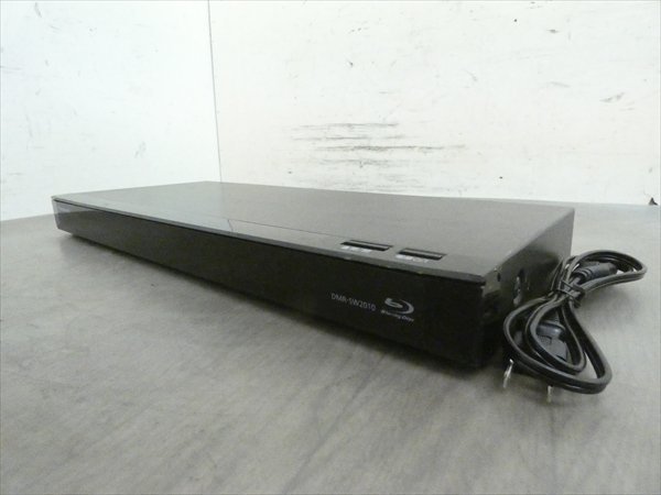 状態は悪いですが完動品。Panasonic ディーガ DMR-SW2010 状態は悪いです