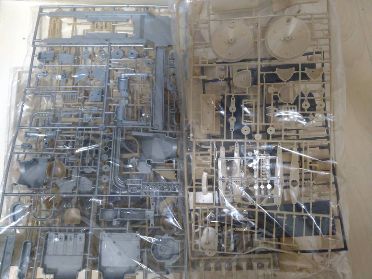 ハセガワ Hasegawa 1/9 ケッテンクラート プラモデル 1⁄9 - ケッテン