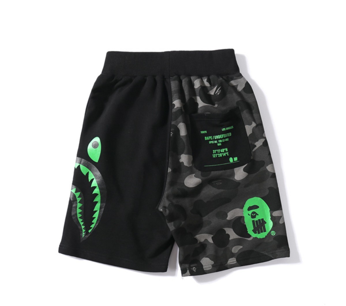 一円スタート☆ BAPE エイプ シャーク ショートパンツ ハーフパンツ 黒