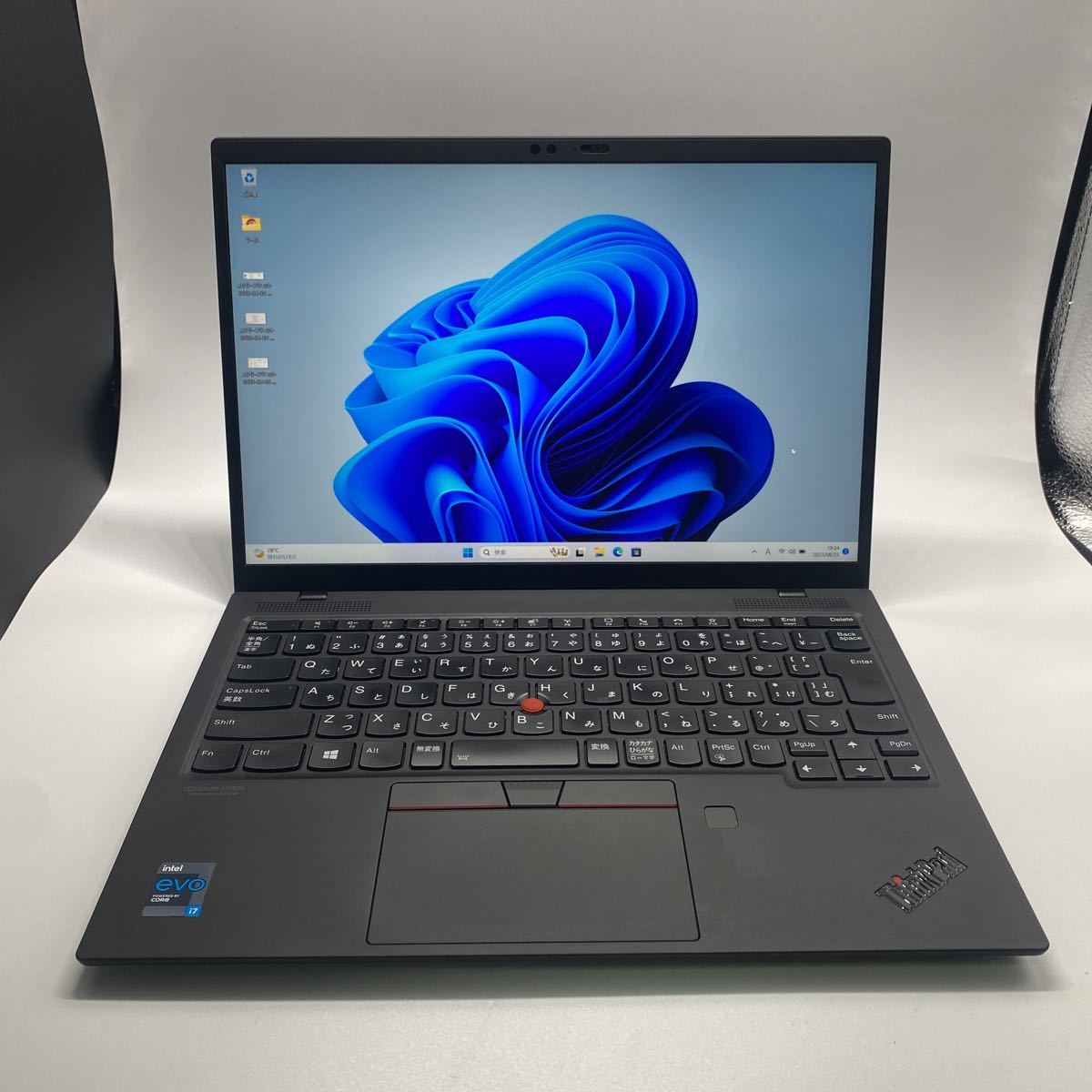 Lenovo ThinkPad X1 Intel Core i7-1160G7 RAM16GB 未使用M.2 SSD1TB Windows11Pro 中古良品