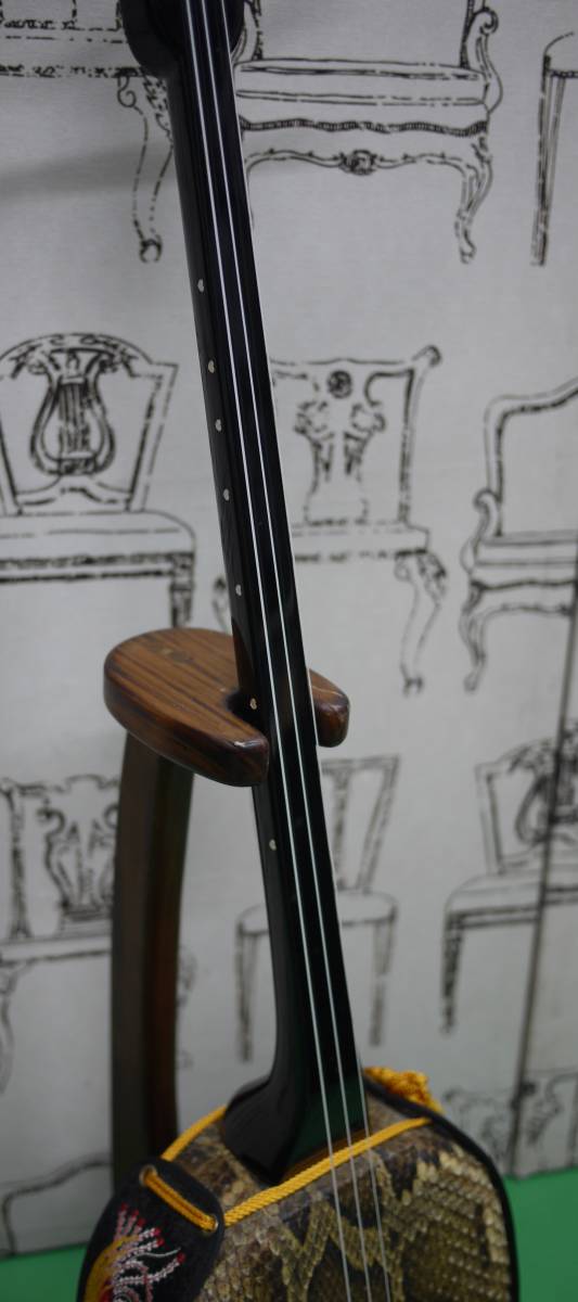 沖縄 三線 沖縄 琉球 三線 三味線 さんしん 和楽器 弦楽器 蛇革 撥