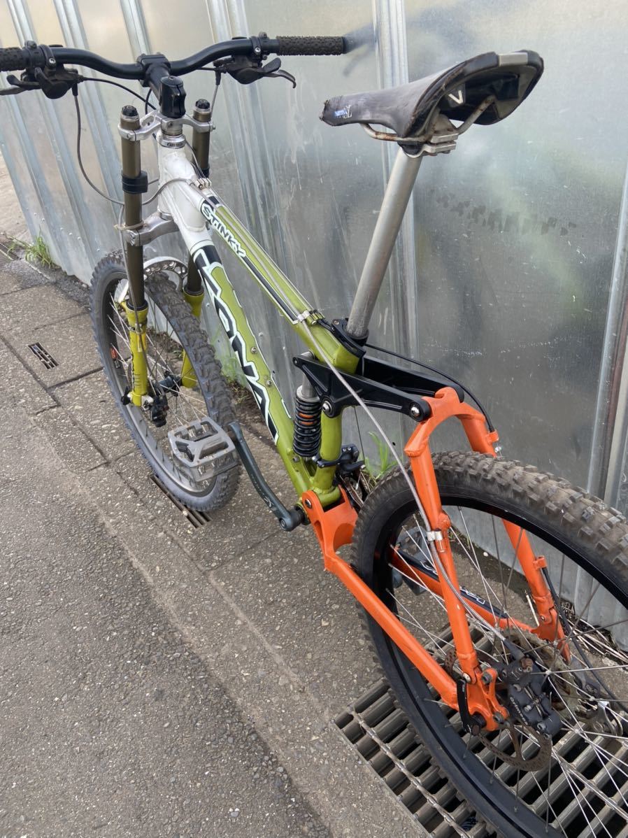 ジャンク品 MTB Kona stinky 24インチ 3x9 ブレーキオイルが不足 