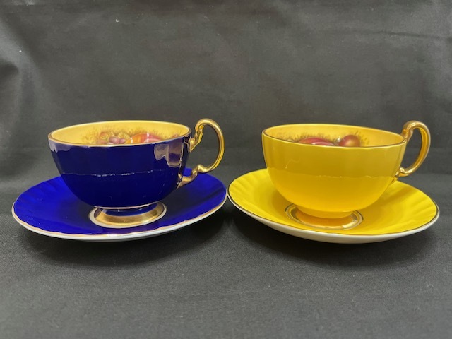 【限定SALE，SALE】 コレクター蔵出品 品 AYNSLEY/エインズレイ カップ＆ソーサー ブルー/イエロー 果物柄 金彩 2客分 ゆうパック60サイズ発送 彡(エインズレイ)｜売買されたオークション情報、yahooの商品情報をア エインズレイ