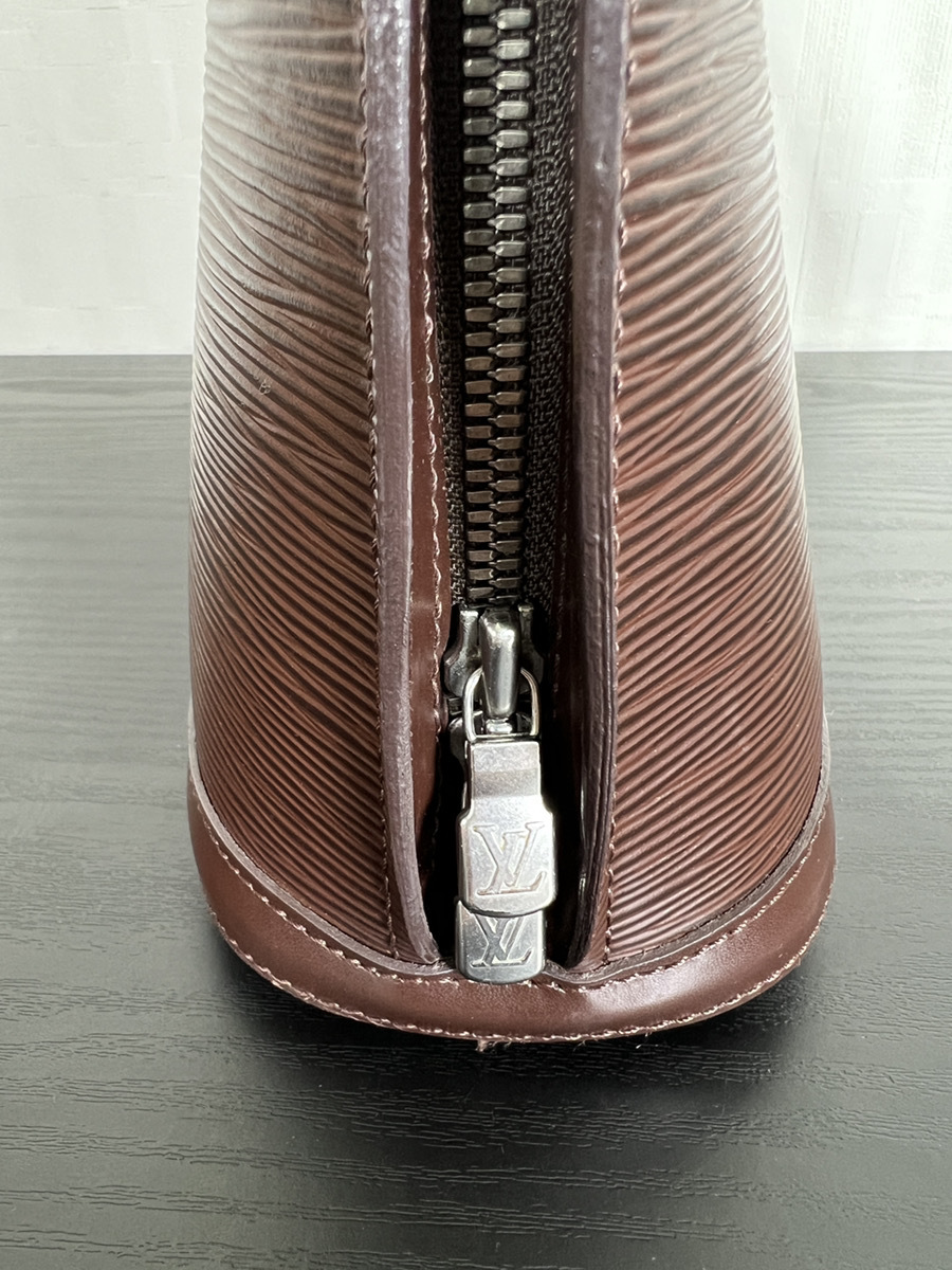 10489-08☆ルイヴィトン/LOUIS VUITTON エピ リュサック ショルダー 