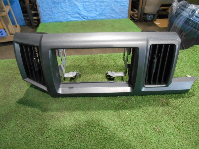 RK1/RK2/RK5/RK6 ステップワゴン 前期 オーディオパネル ステー付き