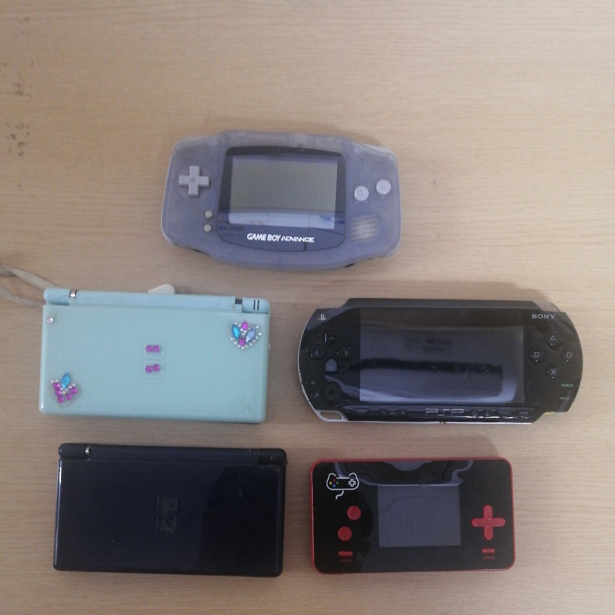 ジャンク）ゲームボーイアドバンス ホワイト・ブラック・パープルの3台