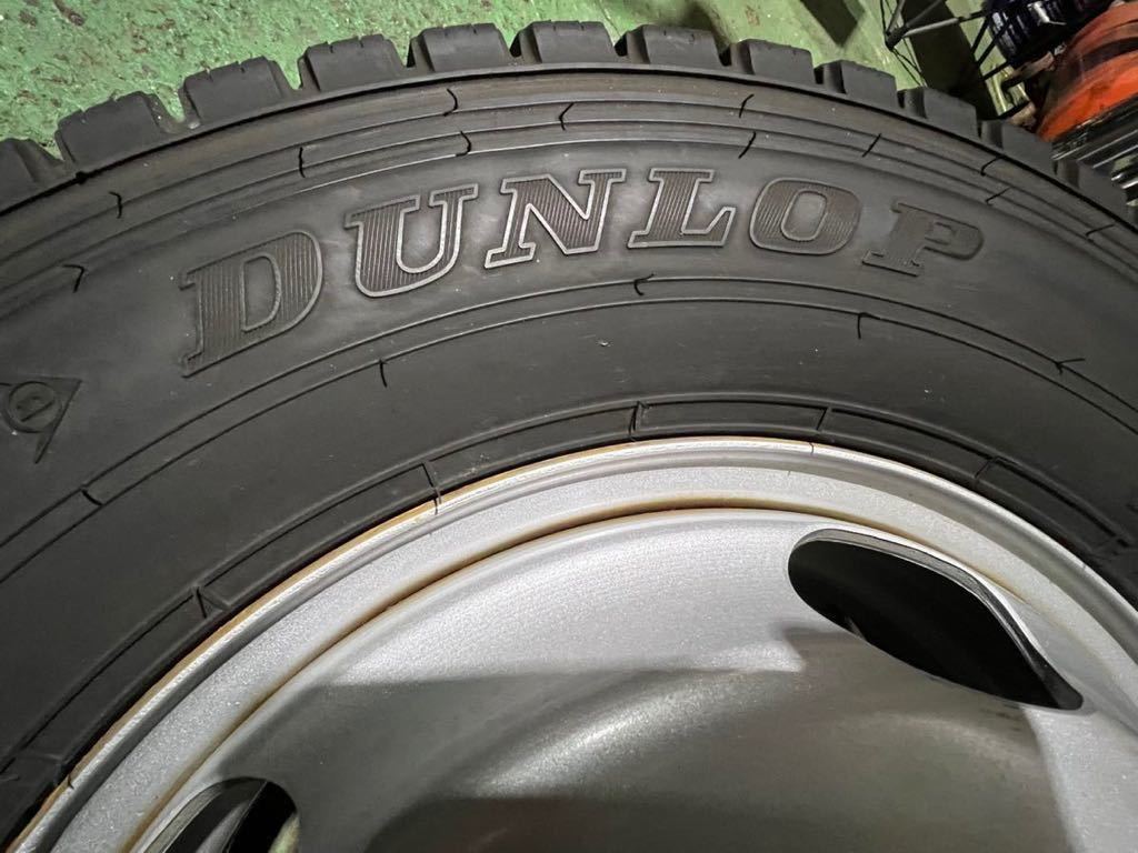 ☆イスズ・エルフ・195/75R15・スタッドレスタイヤ・鉄ホイール付き・6