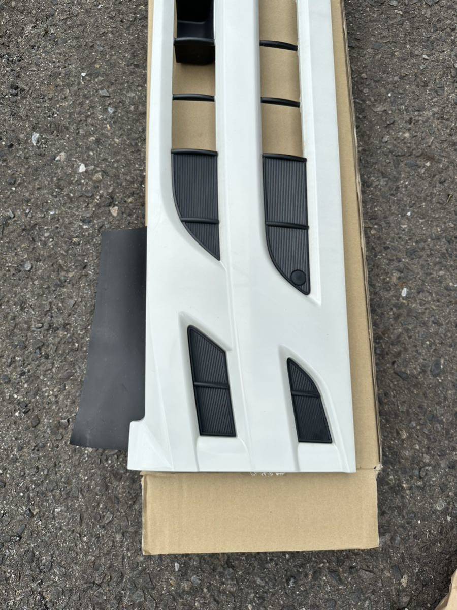 いすゞ エルフ NHR88/NKR88/NJR88/NKS88 標準幅 純正 フロントグリル