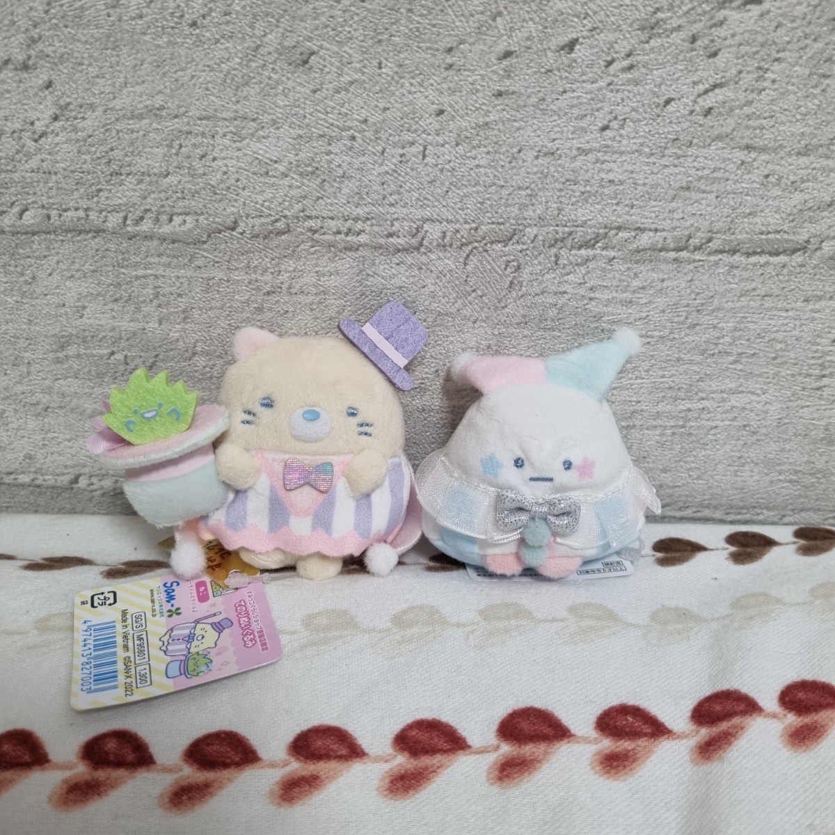 すみっコぐらし 原宿 てのぬいぐるみ やま ねこ