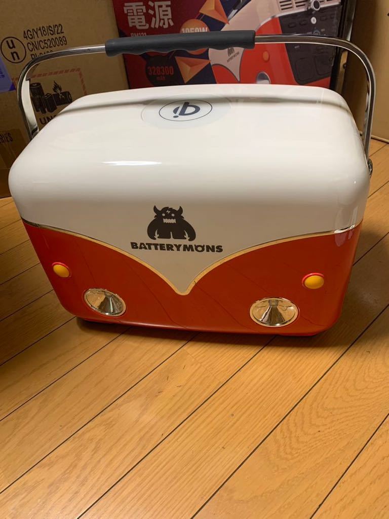 1050Wの大容量ポータブル電源　　ジャンク品　リン酸鉄リチウムバッテリー　 液晶割れ　表示無し　充電できず　出力できず