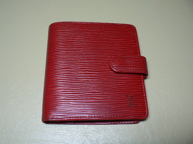 ☆美品☆【Louis Vuitton】ルイヴィトン ポルトビエコンパクト エピ 