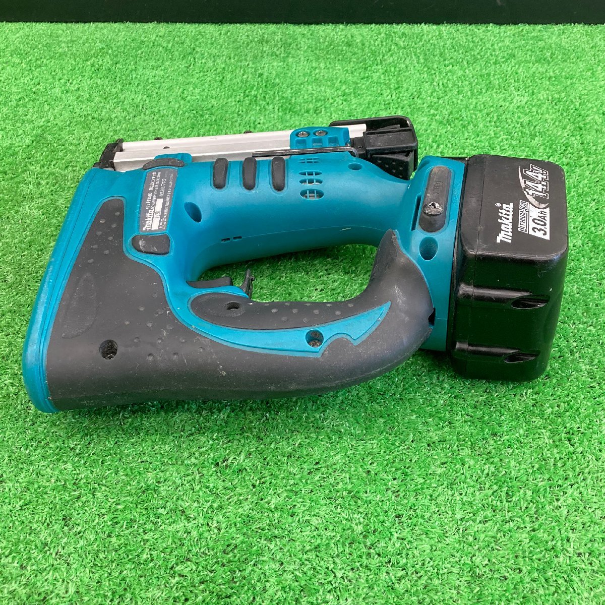 マキタ 充電式ピンタッカ 14.4V 35mm PT350D 25mm 35mm ネイル