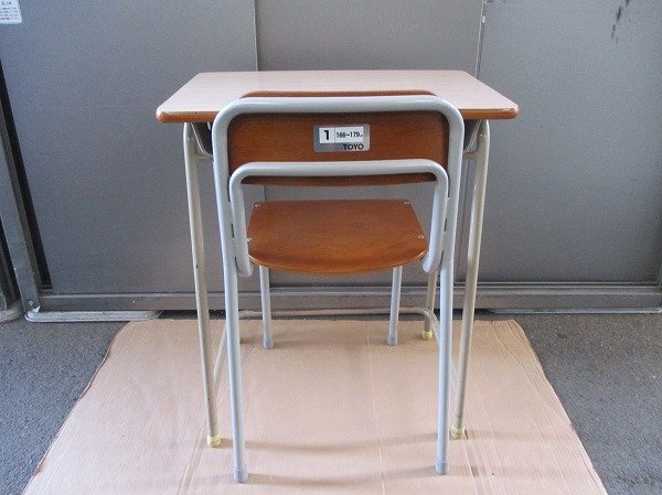 LION ライオン TOYO トーヨー 学校用机＆イス 1号：166～179cm 生徒用
