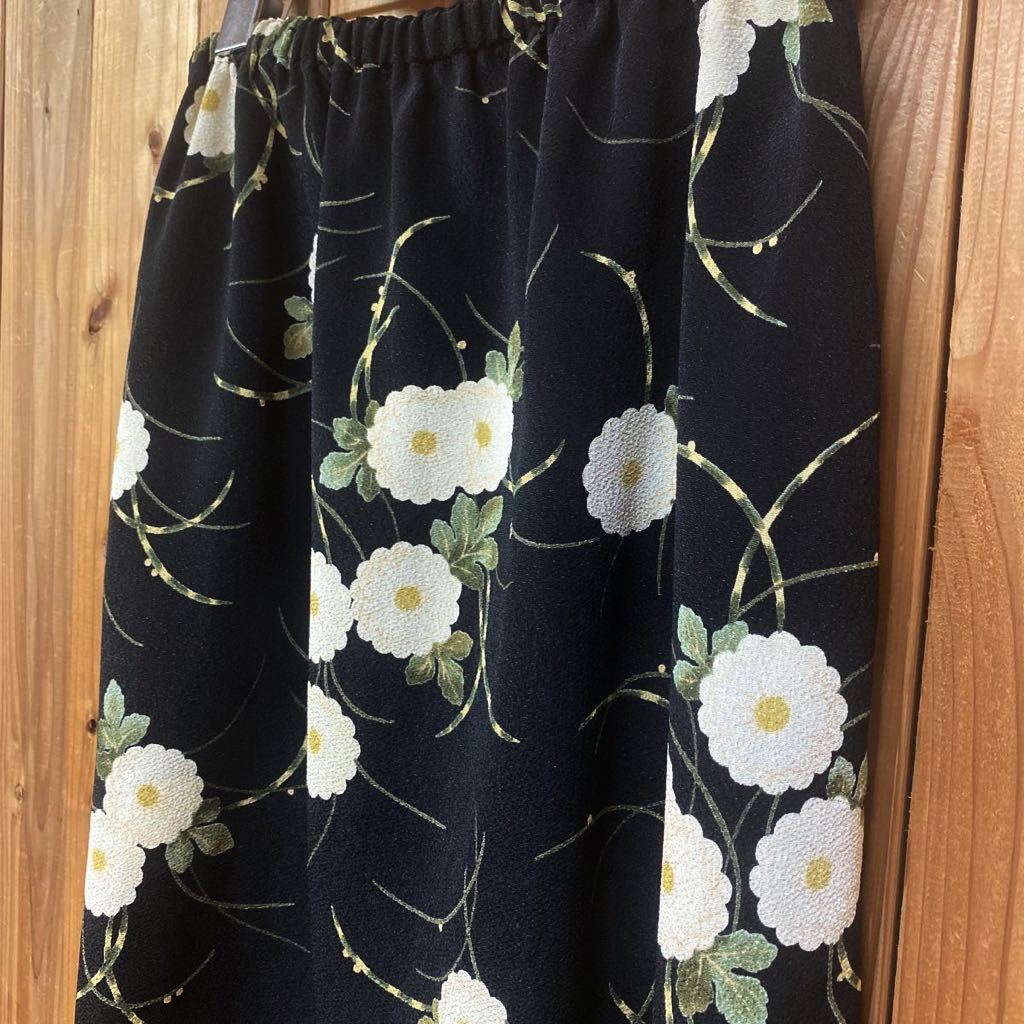 カネコイサオ　草花柄 ロングスカート ウエスト紐 美品☆KANEKOISAO ＊カネコイサオ 金子功 ちりめん素材 ロングスカート