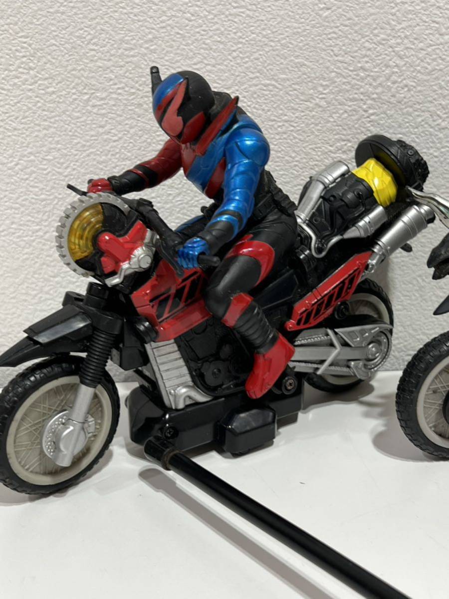 仮面ライダー バイク ラジコン 仮面ライダークウガ ラジコン RC ビート