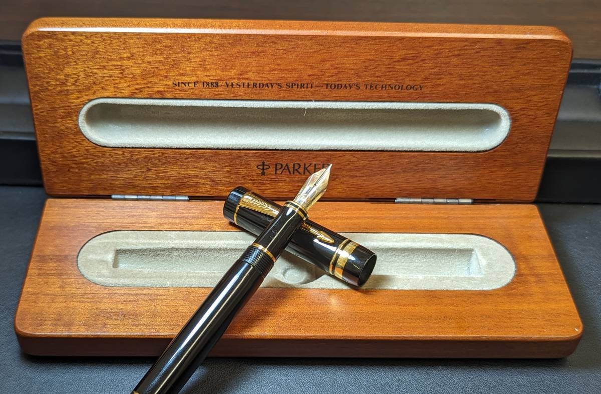 #14545【コレクター必見】 ★☆★☆18K/刻印有/損保総研ロゴ有/PARKER/万年筆★☆★☆