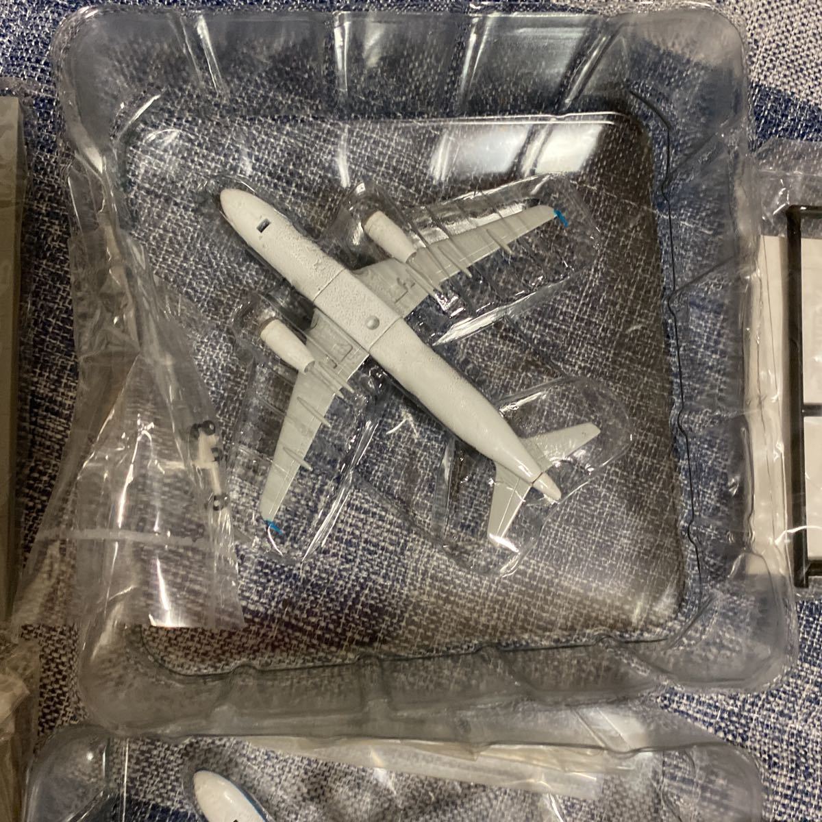 DRAGON(ドラゴン)1/400 PREMIERE COLLECTION「A320中国南方航空CHINA SOUTHERN」2個セット_6