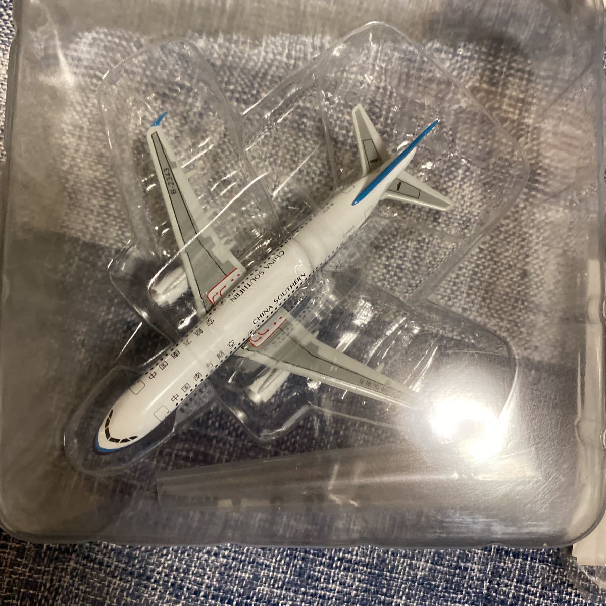 DRAGON(ドラゴン)1/400 PREMIERE COLLECTION「A320中国南方航空CHINA SOUTHERN」2個セット_8