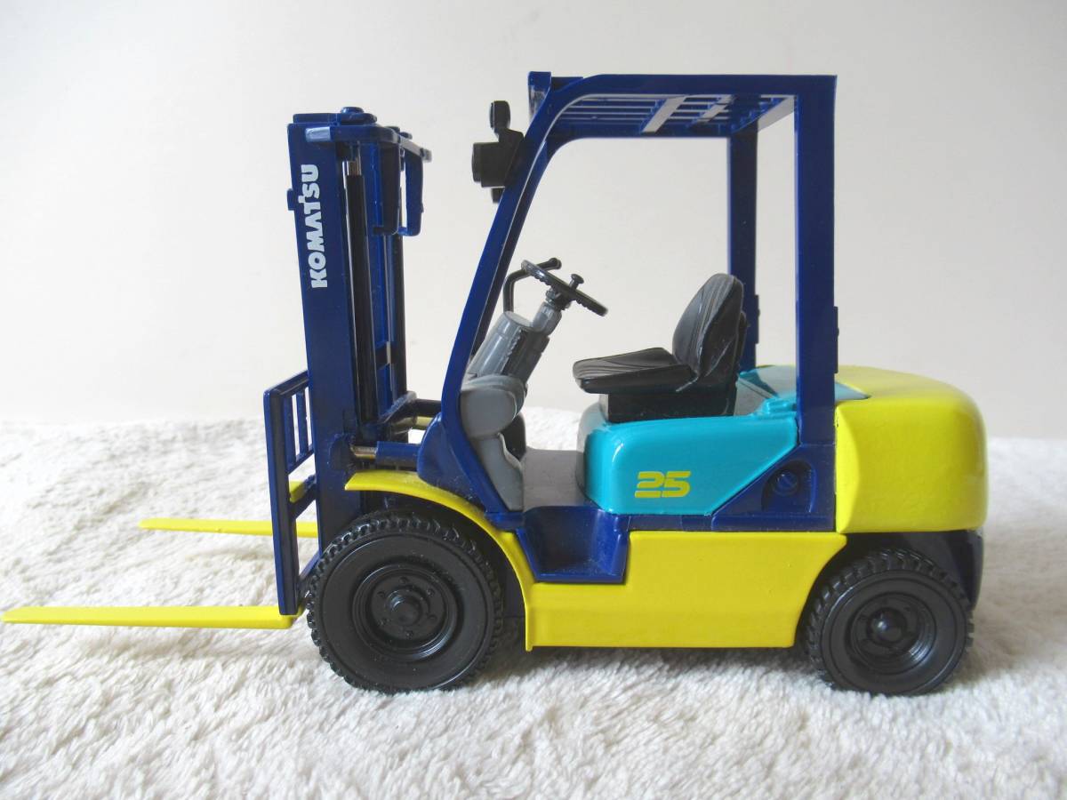 KOMATSU FORKLIFT コマツ フォークリフト FD25-12 1/20 ミニカー