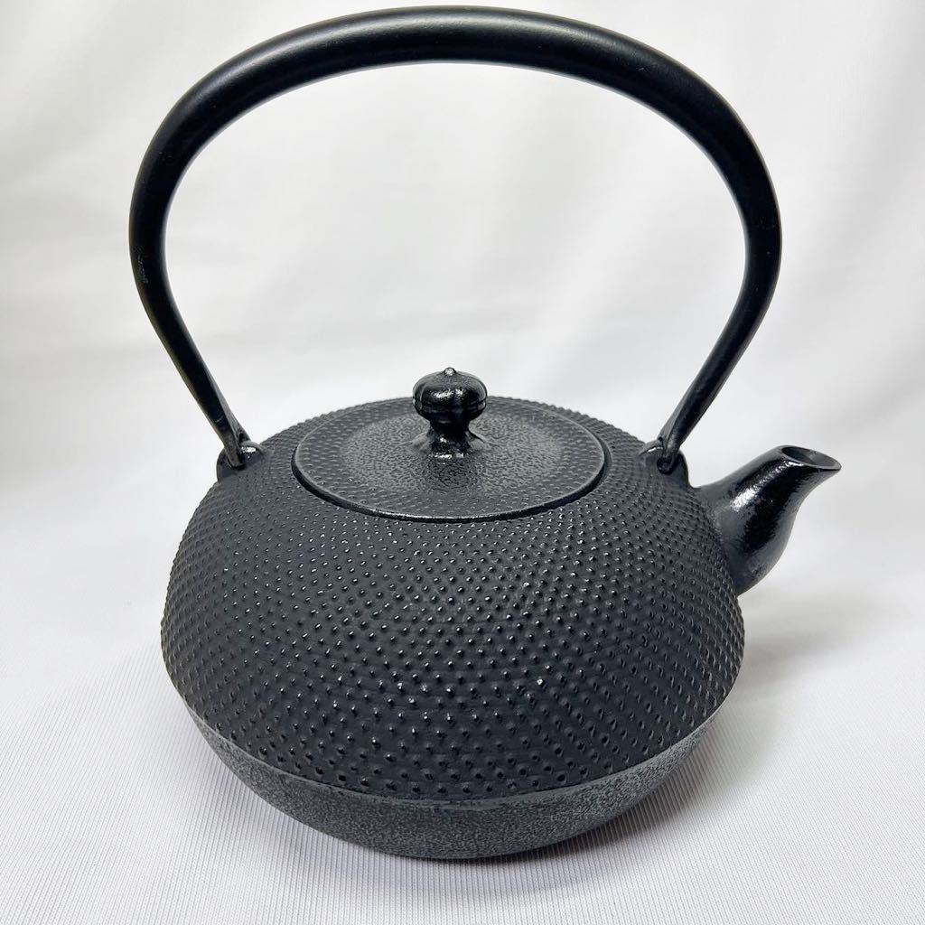 鉄瓶　伝統工芸　新丸霰　あられ　1.6L 茶道具　南部鉄瓶　未使用保管品！