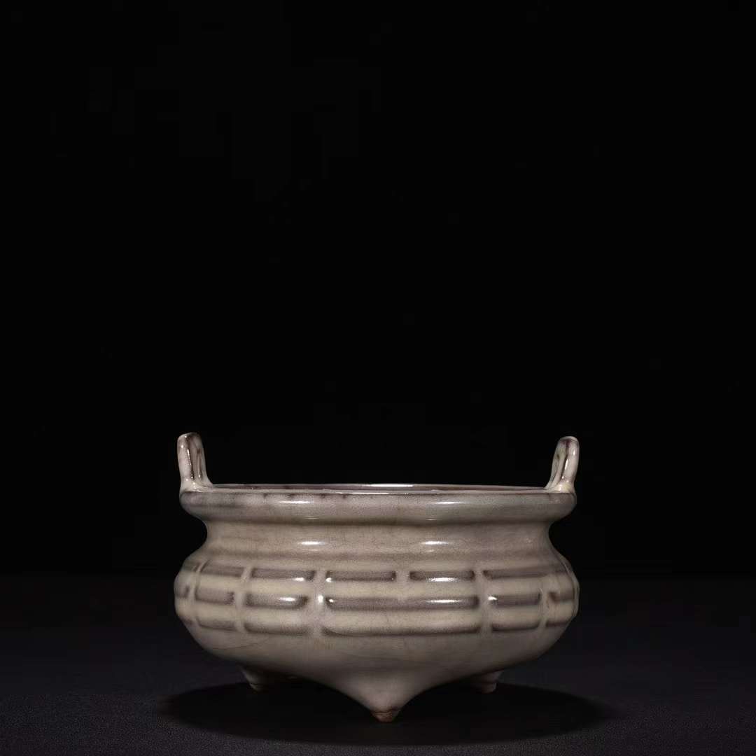 宋時代 官窯 米黄釉 八卦文 双耳香炉 唐物 中国美術 工芸品 高さ9.5cm