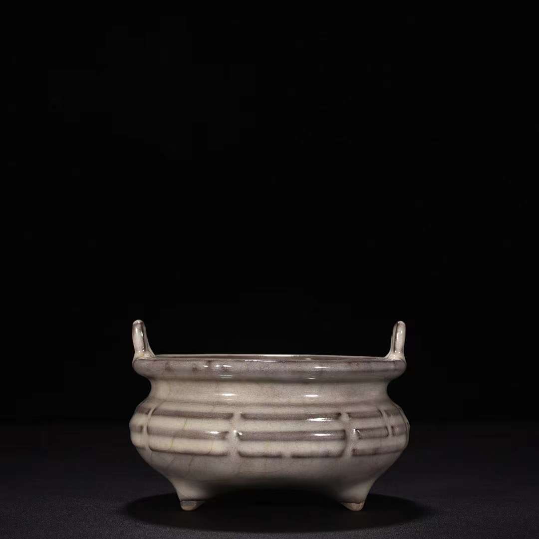 宋時代 官窯 米黄釉 八卦文 双耳香炉 唐物 中国美術 工芸品 高さ9.5cm