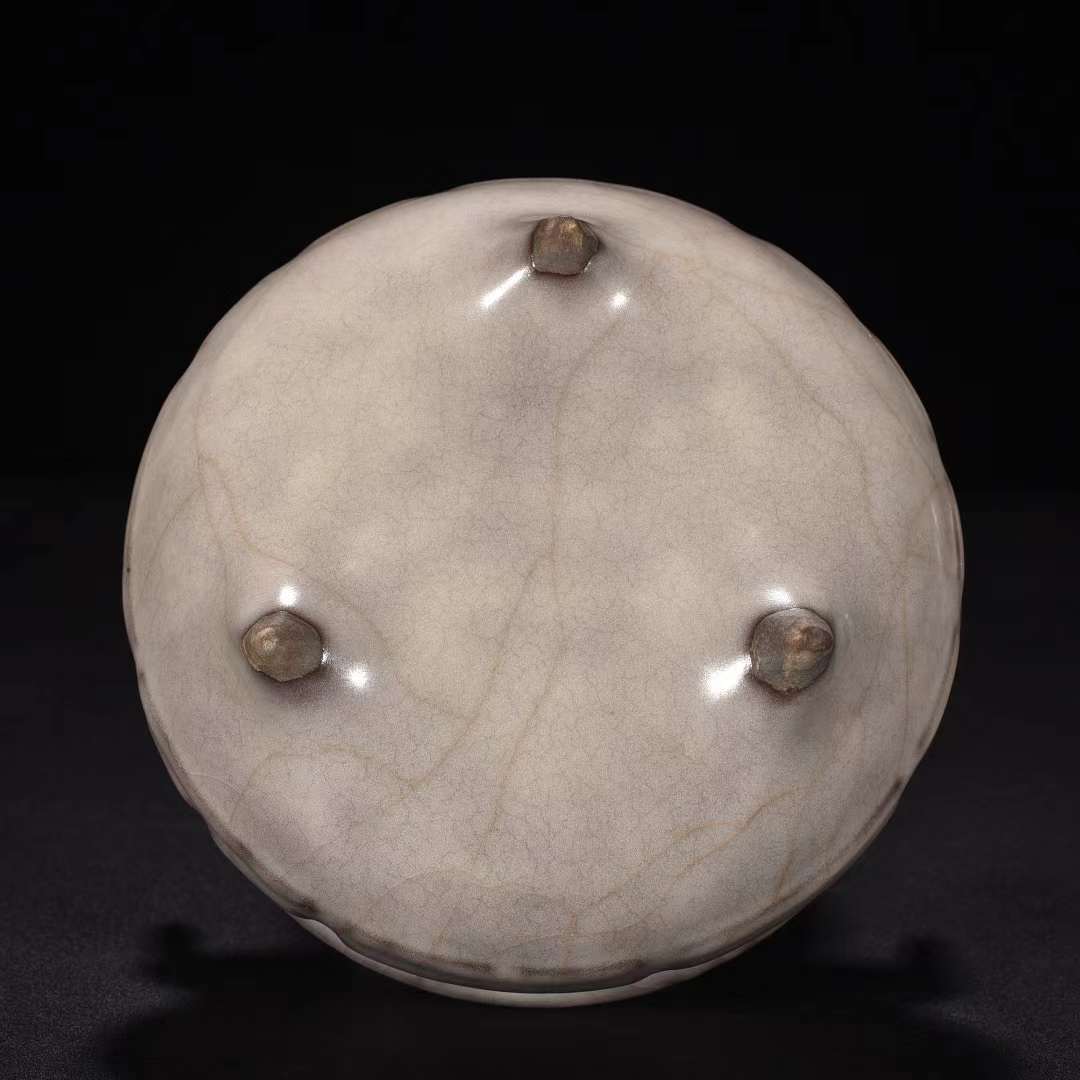 宋時代 官窯 米黄釉 八卦文 双耳香炉 唐物 中国美術 工芸品 高さ9.5cm