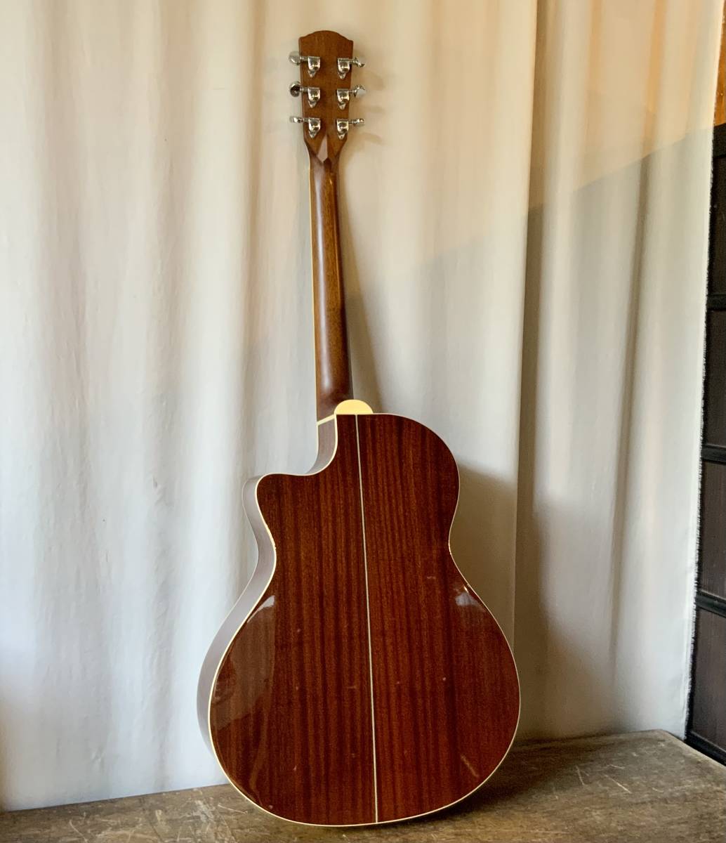 ヤイリ アコースティックギター s.yairi ケース付き アコースティック