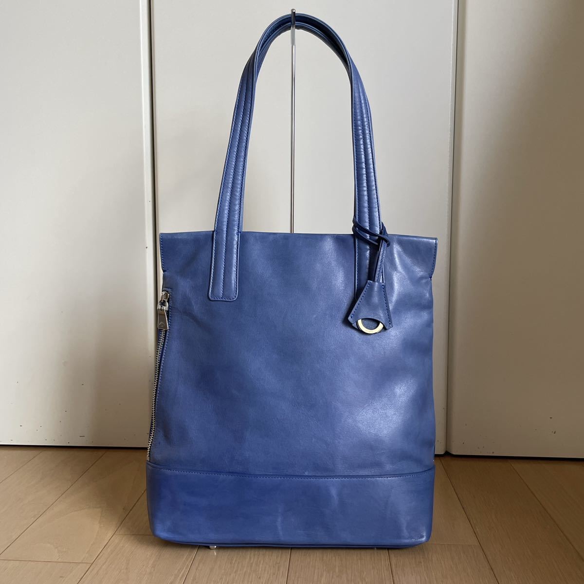 お値引き交渉歓迎 アニアリaniary 縦型トートバッグ A4 01-02018中古