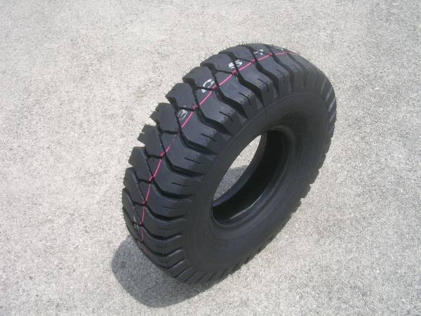 ●2023年製造品♪フォークリフト 6.00-9 10PR 2本 ダンロップ PL パワーリフター 深溝タイプ 日本製 耐久性重視●600-9 10PR リフト 2本