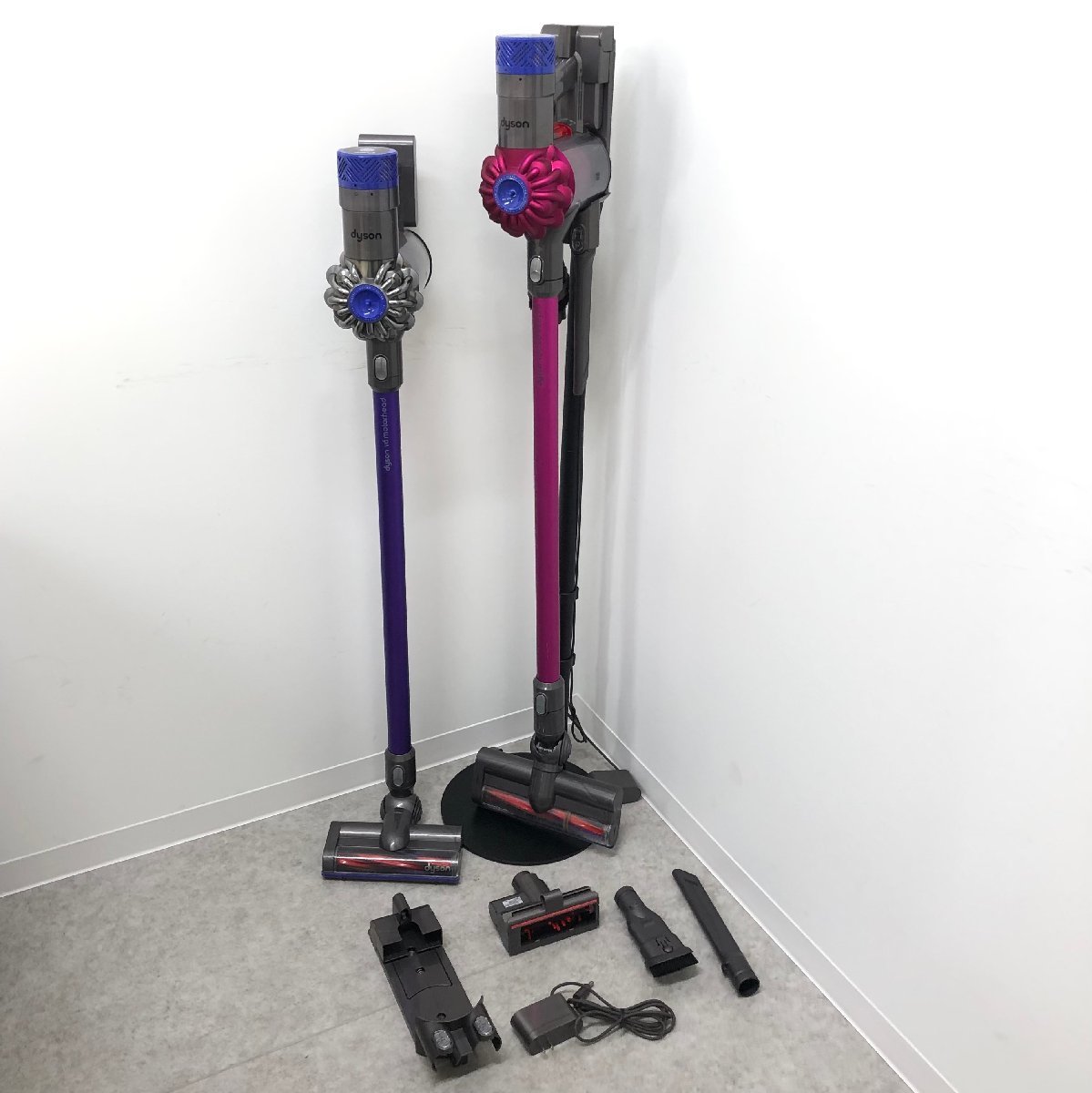 （ジャンク）ダイソン掃除機 ◎J567【ジャンク】Dyson コードレススティッククリーナー SV07 SV09