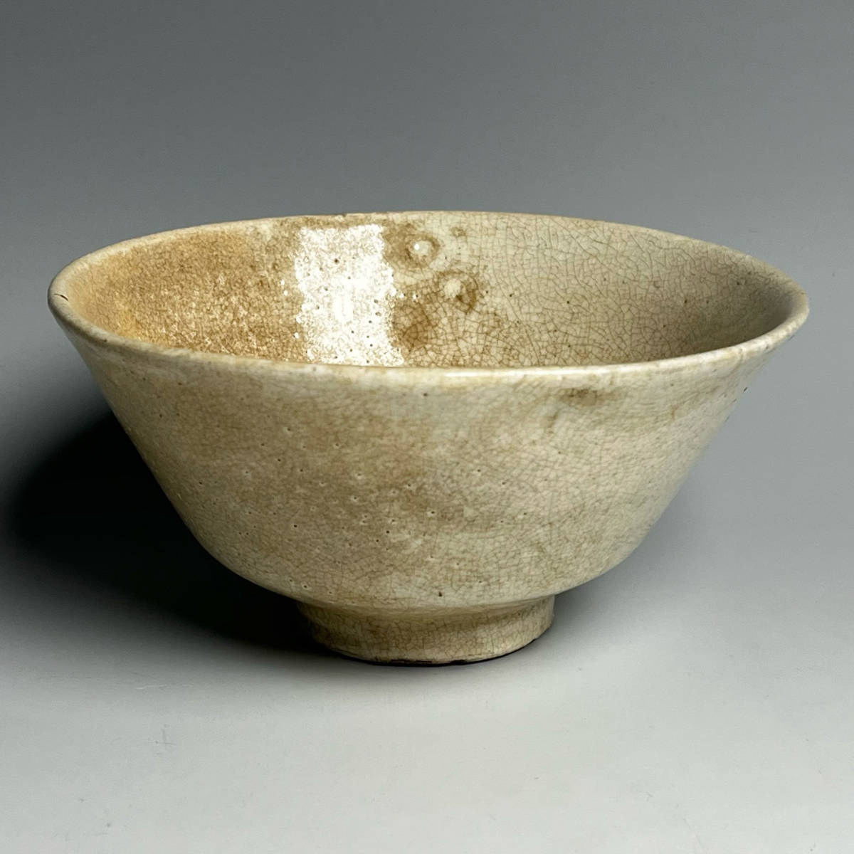 【青】李朝 宝城粉引茶碗 高麗コレクター放出品 朝鮮古陶磁 中国古玩 朝鮮美術 旧家蔵出し A468