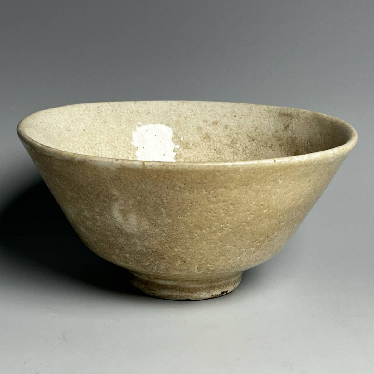 【青】李朝 宝城粉引茶碗 高麗コレクター放出品 朝鮮古陶磁 中国古玩 朝鮮美術 旧家蔵出し A468