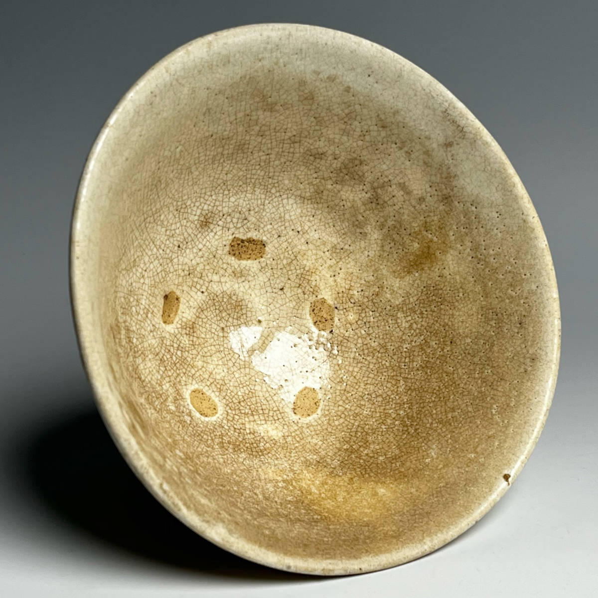 【青】李朝 宝城粉引茶碗 高麗コレクター放出品 朝鮮古陶磁 中国古玩 朝鮮美術 旧家蔵出し A468