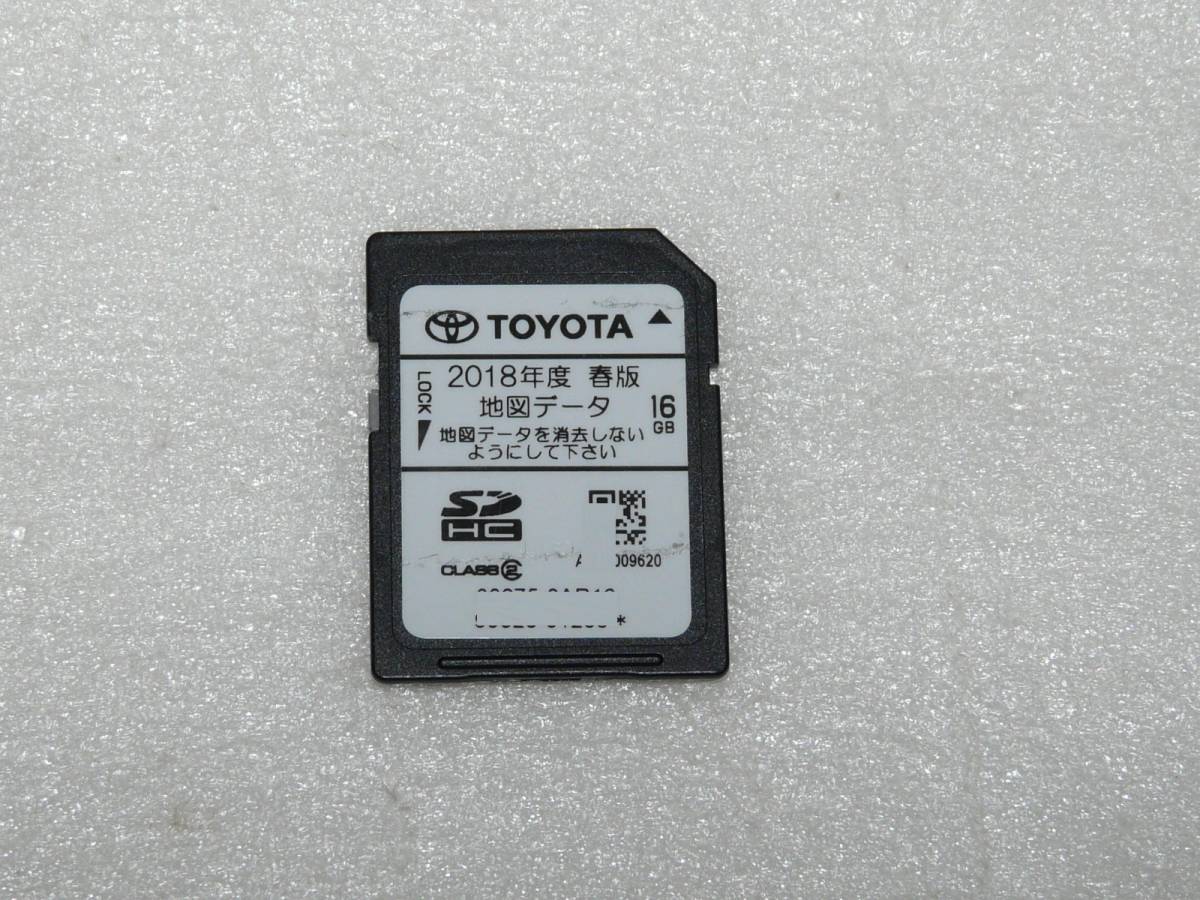 トヨタ純正 2018年 春 NSZT-W62G 地図SDカード 送料84円～