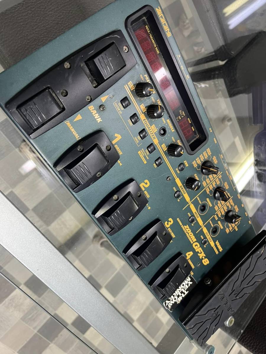 連休限定500円OFF‼︎ zoom GFX-8 マルチエフェクター 連休限定500円OFF