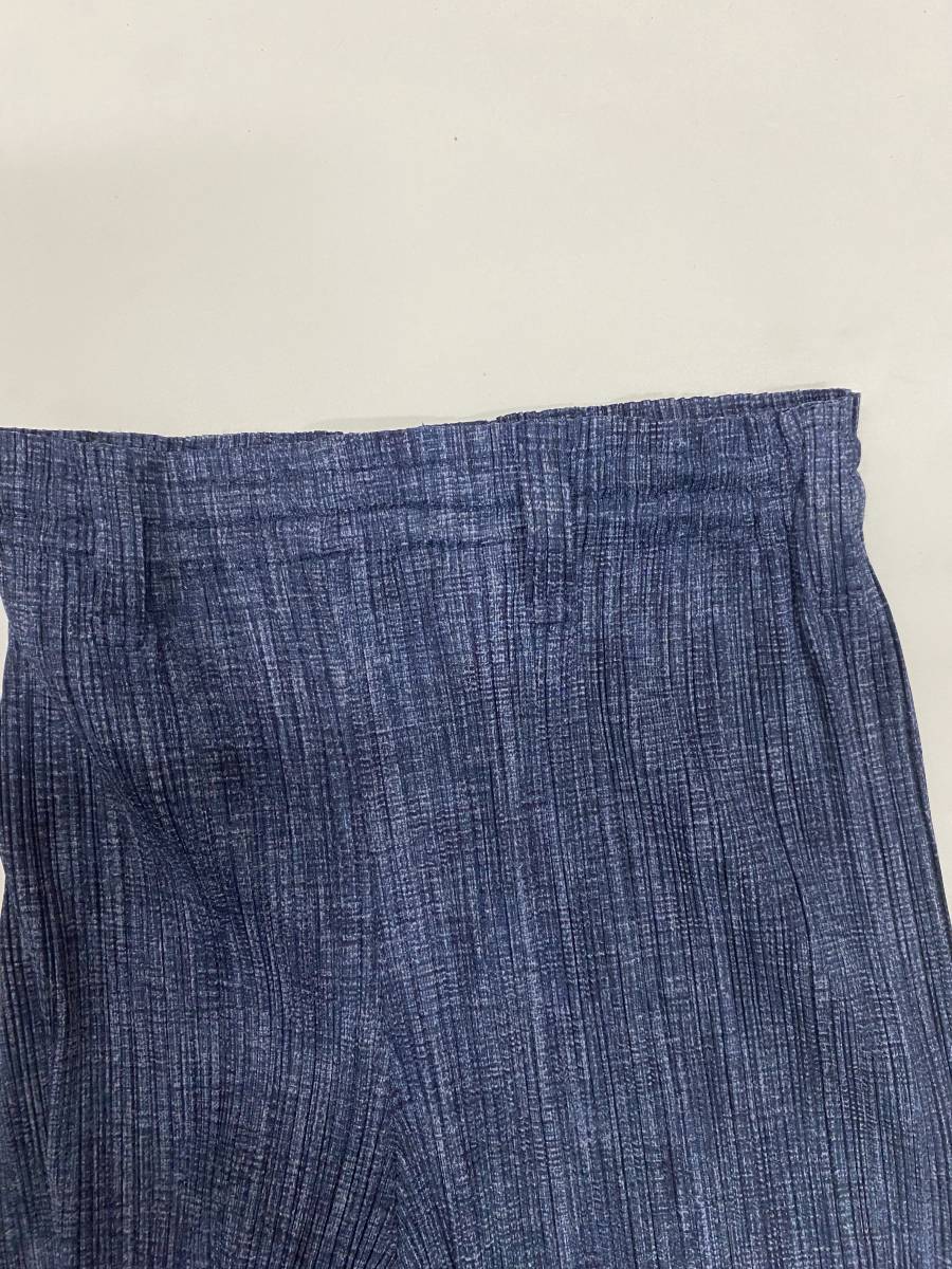 イッセイミヤケ プリーツプリーズ パンツ デニム柄 ブルーグレー