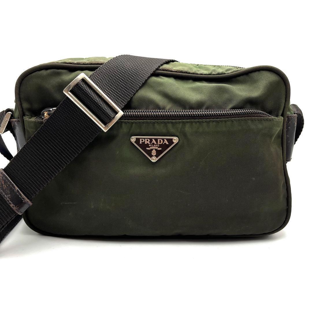 ギャランティ付　PRADA プラダ　カメラバッグ　ショルダー　カーキ　白タグ