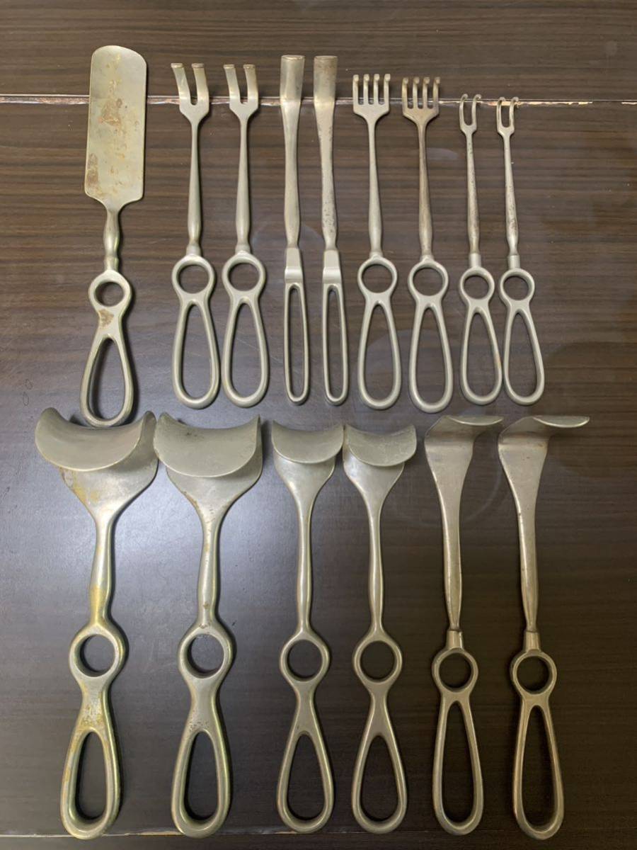 最新作，大得価 膣壁圧定鈎 医療器具 手術診療器具 品 産婦人科 膣壁圧定鈎 ランゲンベック 氏扁平鈎 など まとめて15点 セット(その他)｜売買されたオークション情報、yahooの商品情報をアーカイブ公開 - オ その他