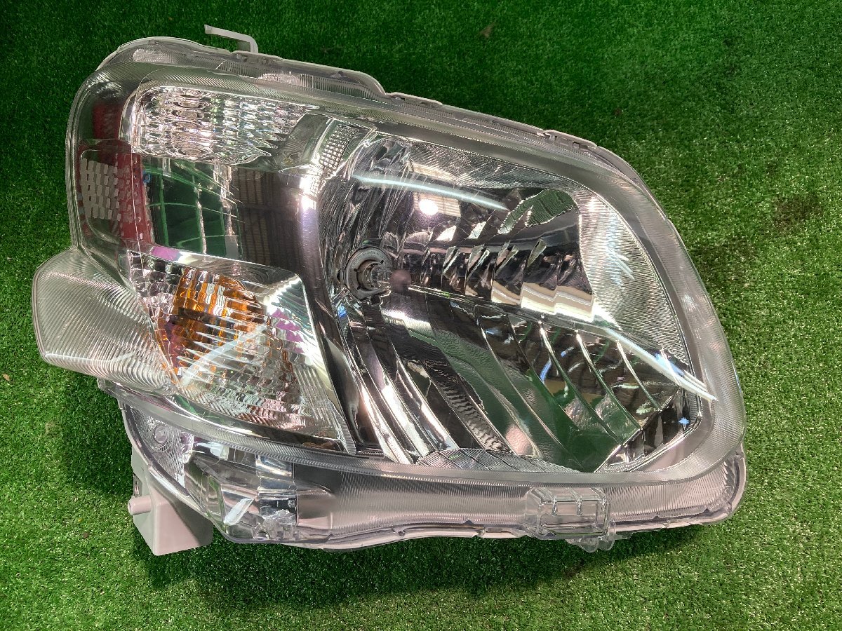 ☆タント LA600S/LA610S 右ヘッドライト ダイハツ 同梱不可 タント