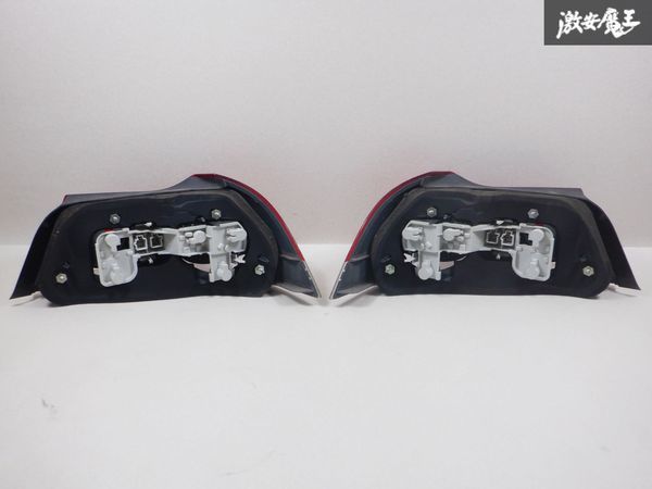 VOLVO ボルボ 純正 MB5244 C70 カブリオレ 後期 テールライト