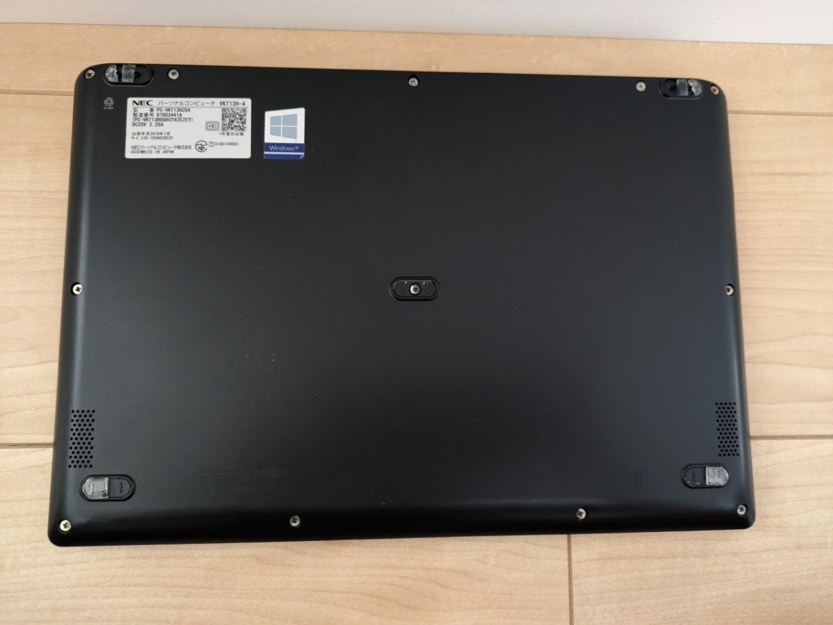 Windows11搭載 2019年モデル 軽量917g 12.5型FHD液晶コンパクトPC