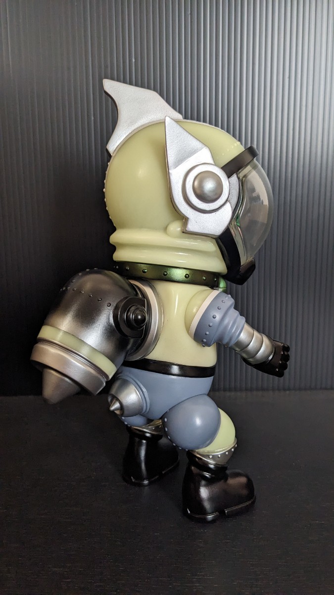 インディーズソフビ 宇宙鉄猿 BUMPY kikkaketoy 蓄光成形