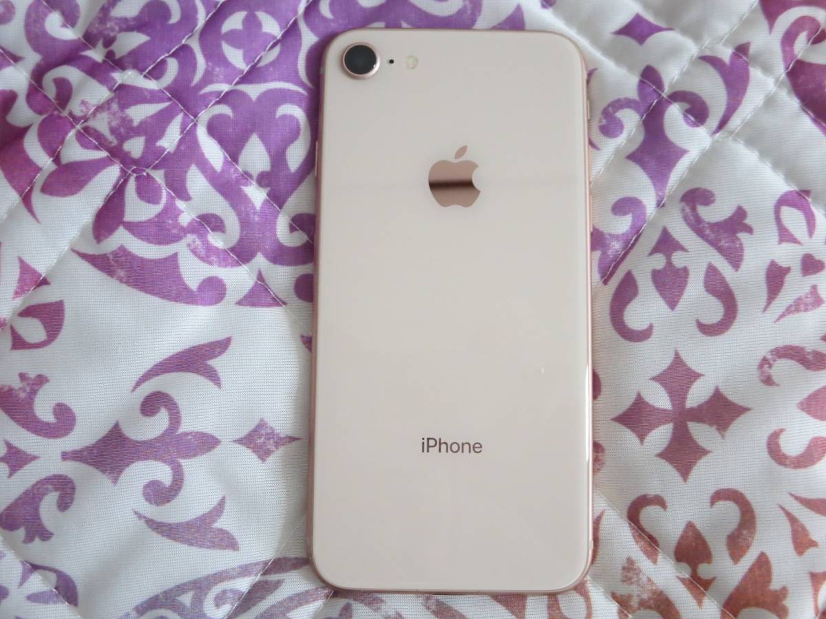 iPhone 8 Plus 64GB ゴールド SIMロック無し SoftBank SIMロックなし 