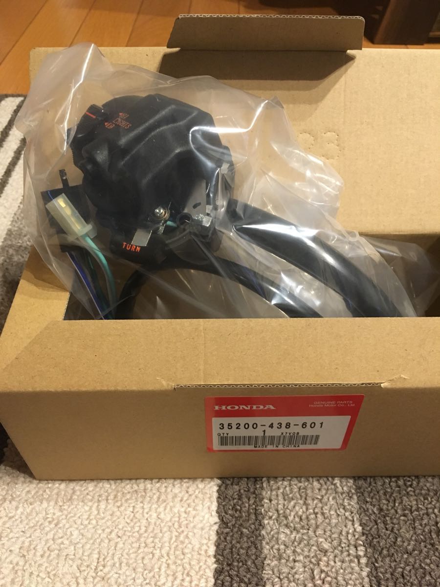 ☆新品☆純正☆CB750F 左ハンドルスイッチ CB750F 900F ハンドルスイッチ - ウインカー -cb750f左スイッチの中古品