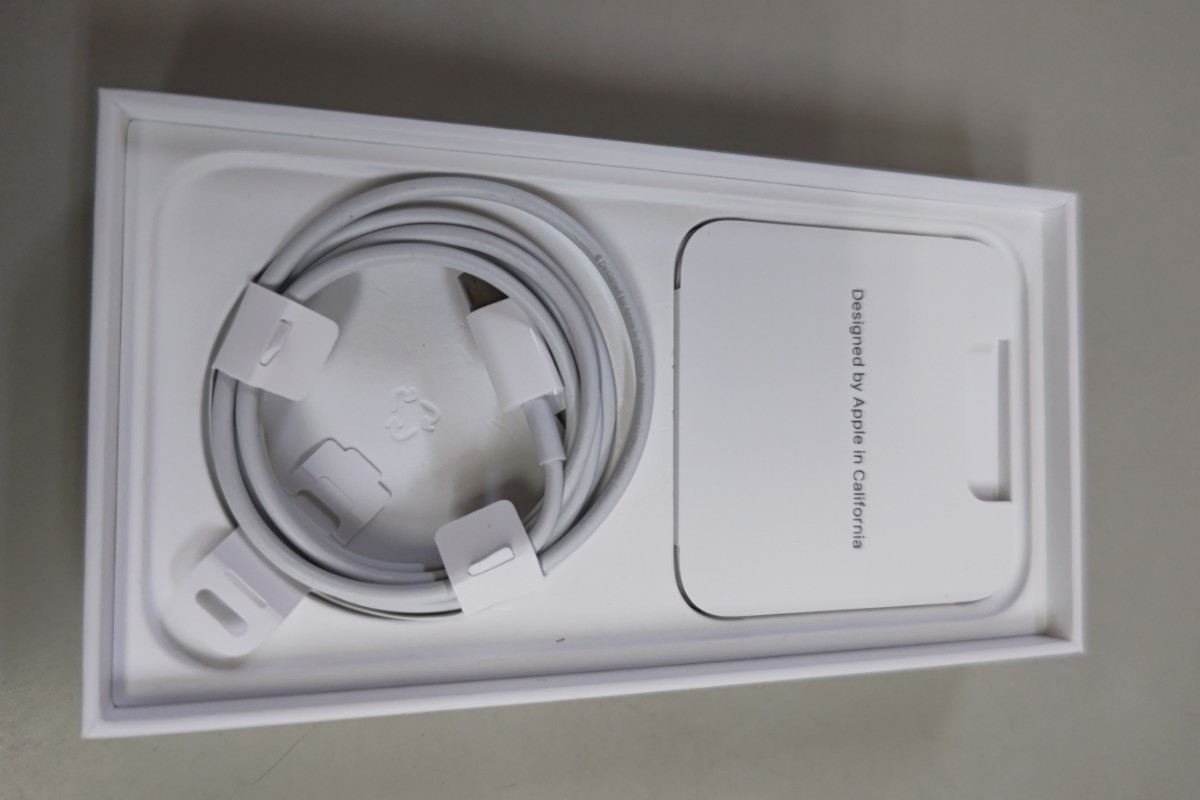 64GB パープル 0 iPhone 極美品Apple iPhone12 Apple 極美品 mini 即日出荷